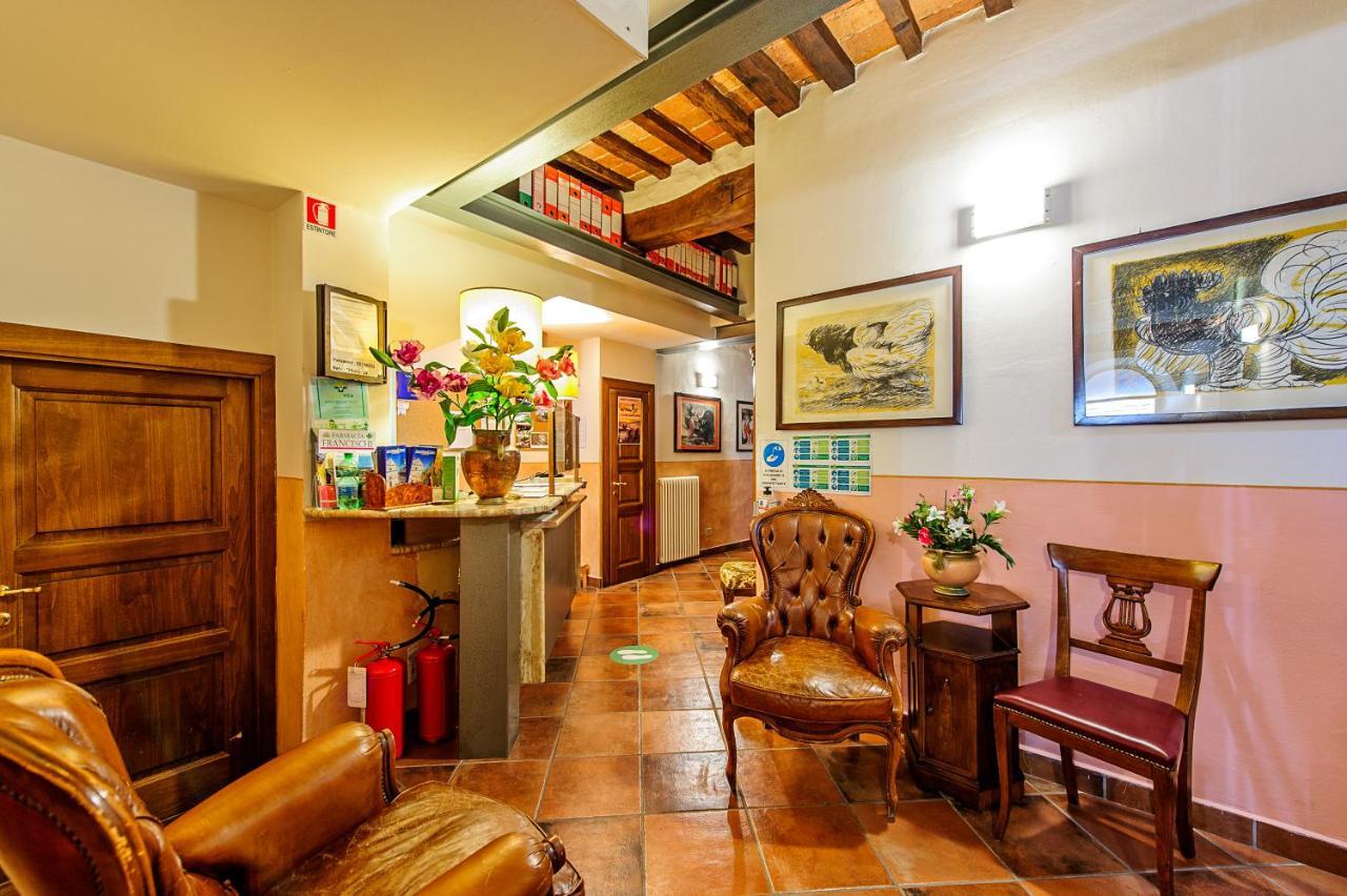 Meuble Evoe Bed & Breakfast Montepulciano Exterior photo