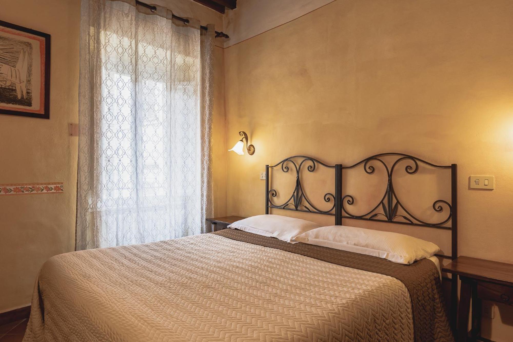 Meuble Evoe Bed & Breakfast Montepulciano Exterior photo
