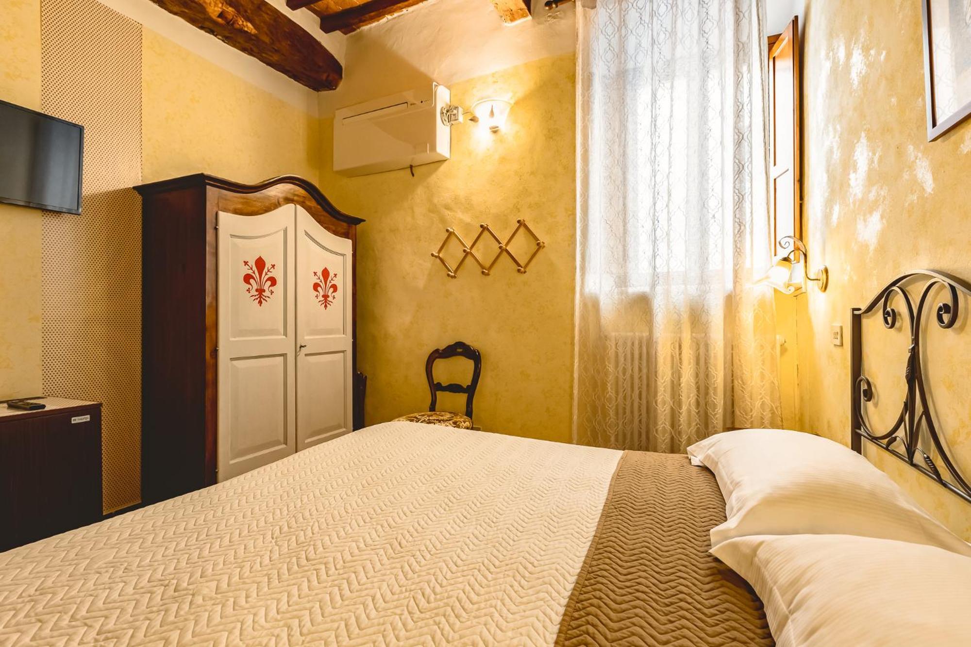 Meuble Evoe Bed & Breakfast Montepulciano Exterior photo